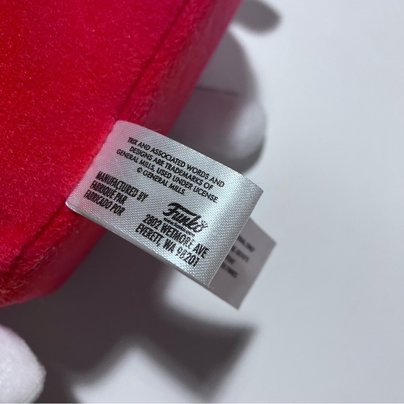 Funko Pop! Red Trix Cereal Box-General Mills Nostalgic Retro Mascot Plush 5”/ 7” - Picture 4 of 4